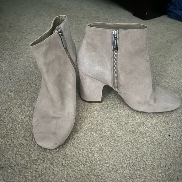 Michael Kors booties - Picture 2 of 7